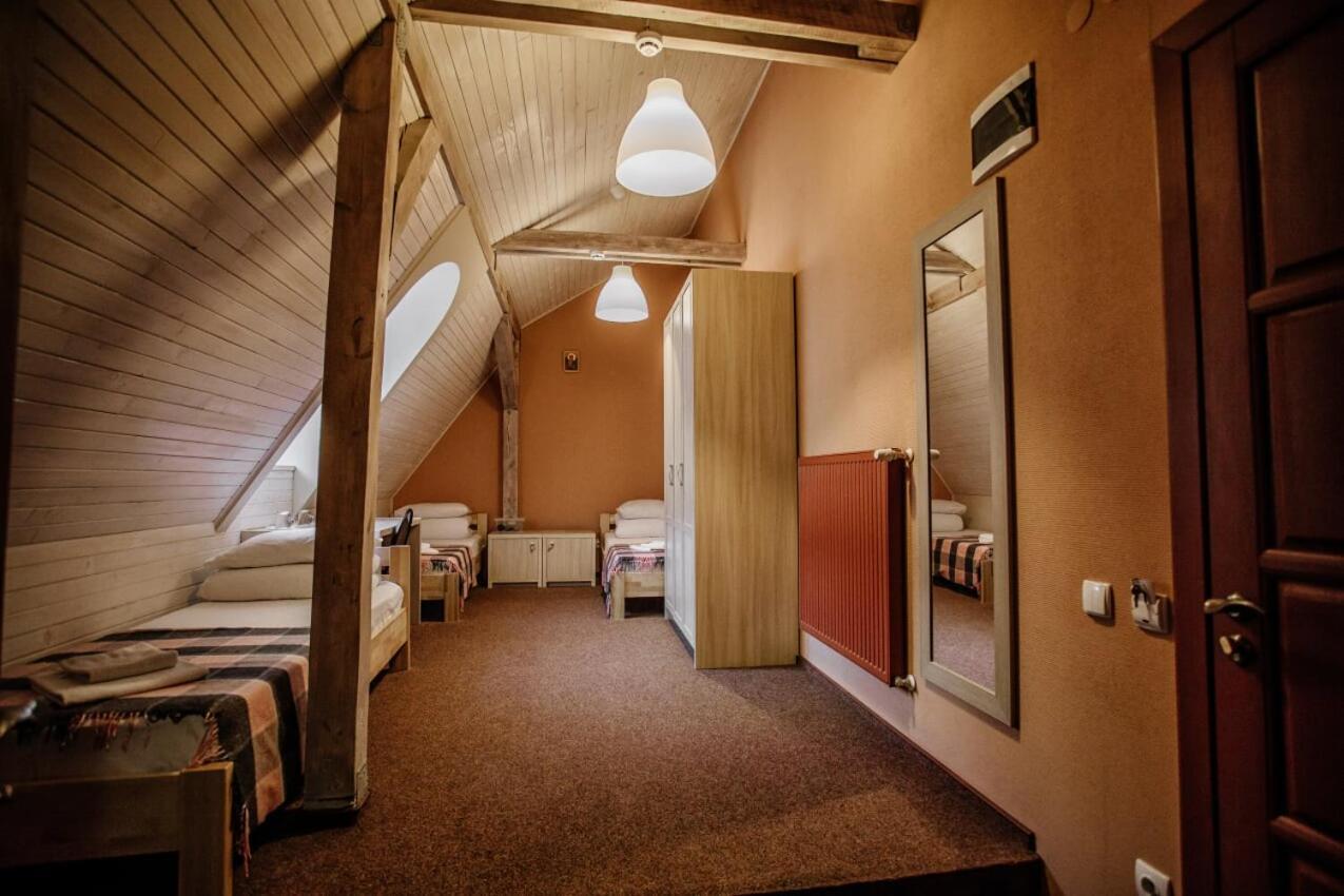 לבוב Guest House "Arkhistratyg" מראה חיצוני תמונה