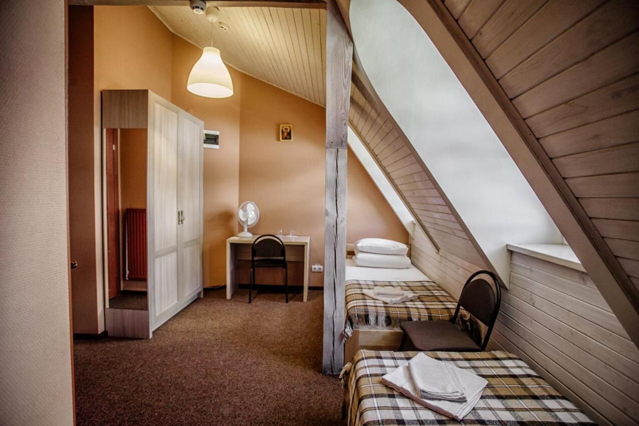 לבוב Guest House "Arkhistratyg" מראה חיצוני תמונה