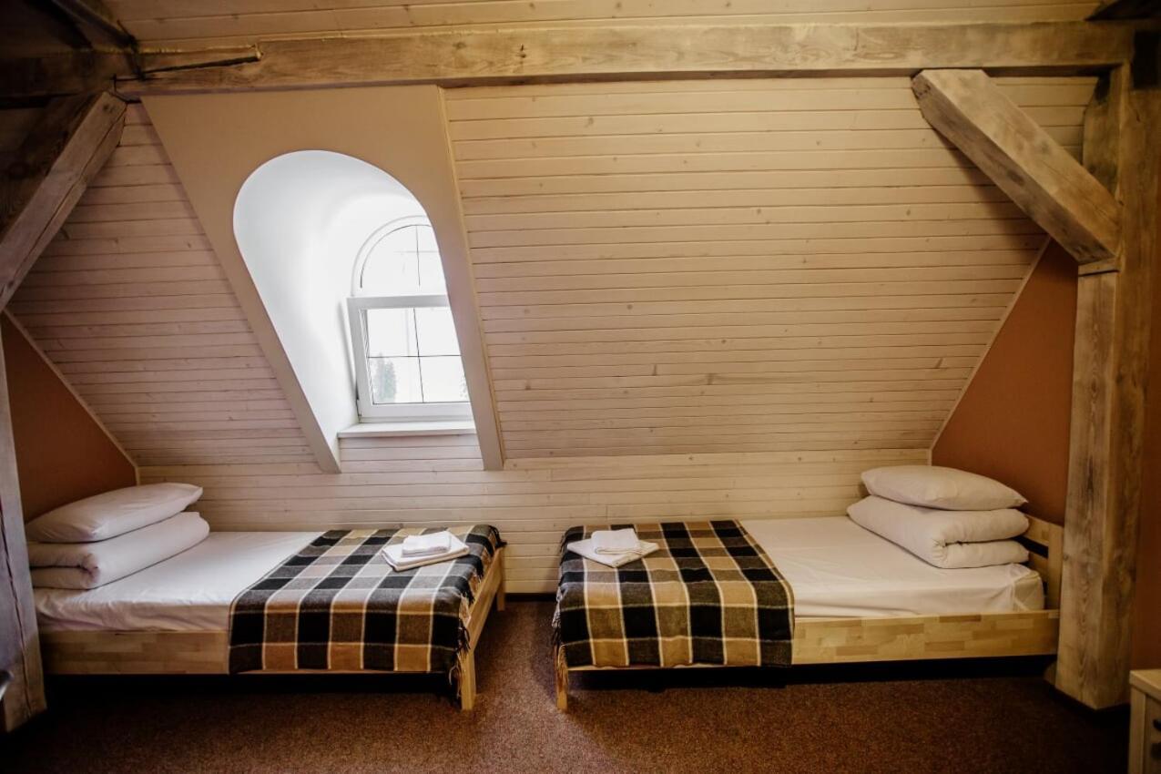 לבוב Guest House "Arkhistratyg" מראה חיצוני תמונה