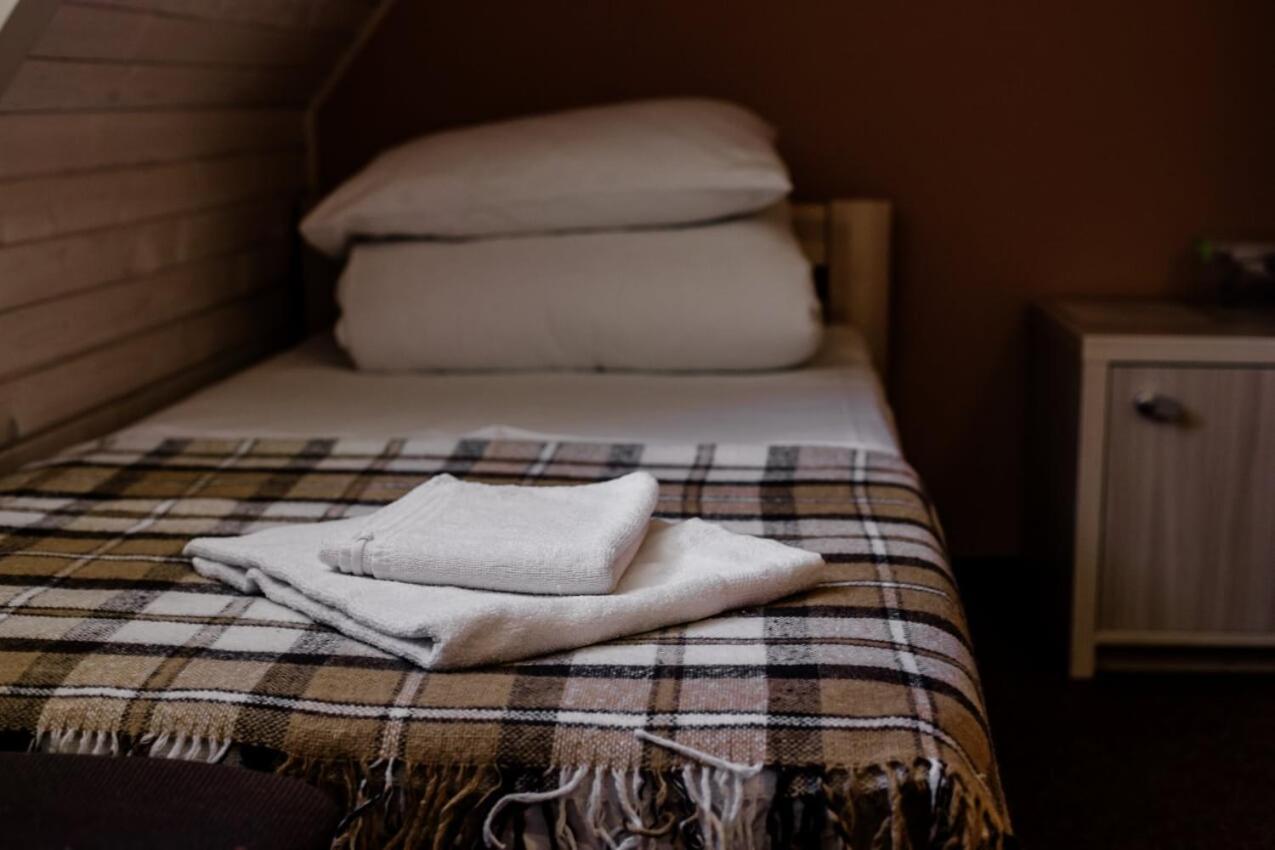 לבוב Guest House "Arkhistratyg" מראה חיצוני תמונה