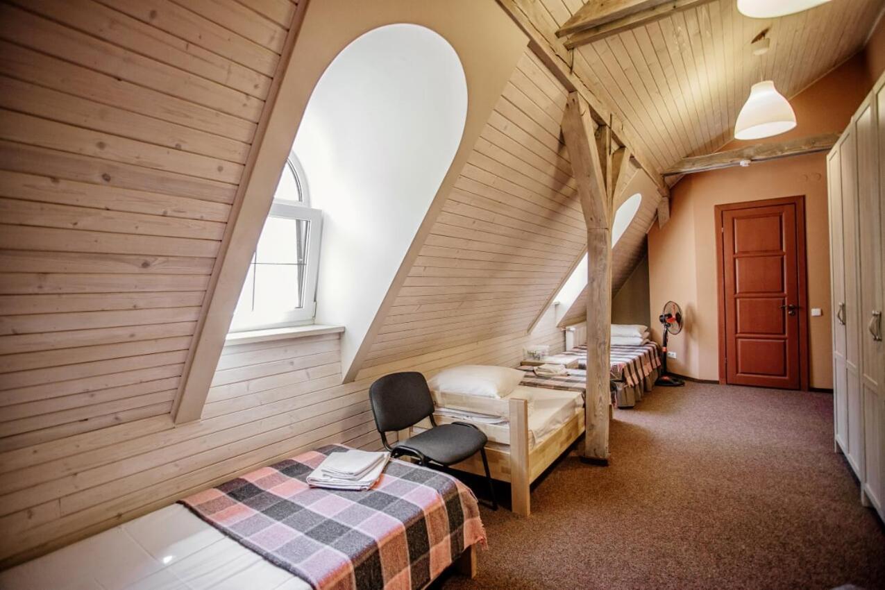 לבוב Guest House "Arkhistratyg" מראה חיצוני תמונה