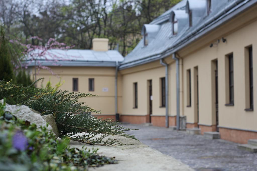 לבוב Guest House "Arkhistratyg" מראה חיצוני תמונה