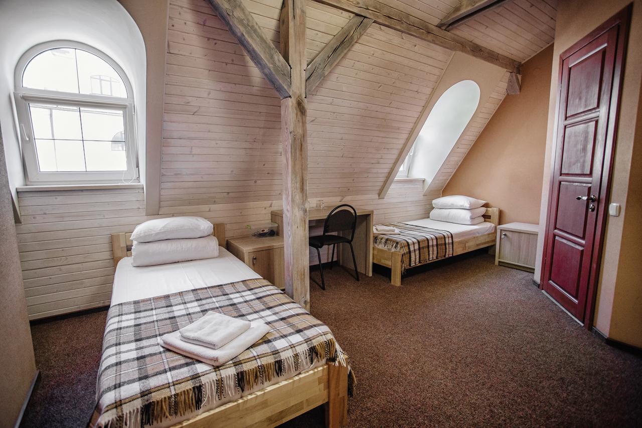 לבוב Guest House "Arkhistratyg" מראה חיצוני תמונה