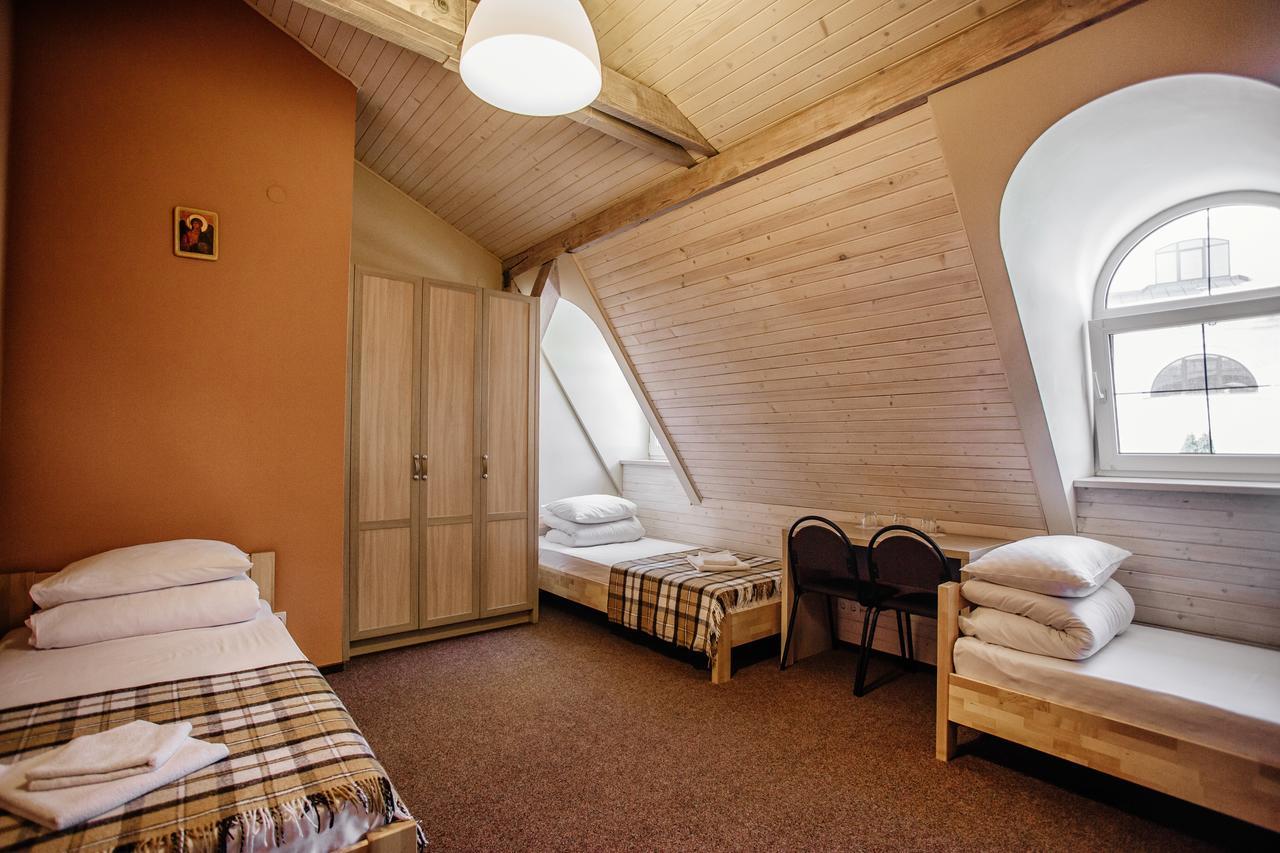 לבוב Guest House "Arkhistratyg" מראה חיצוני תמונה