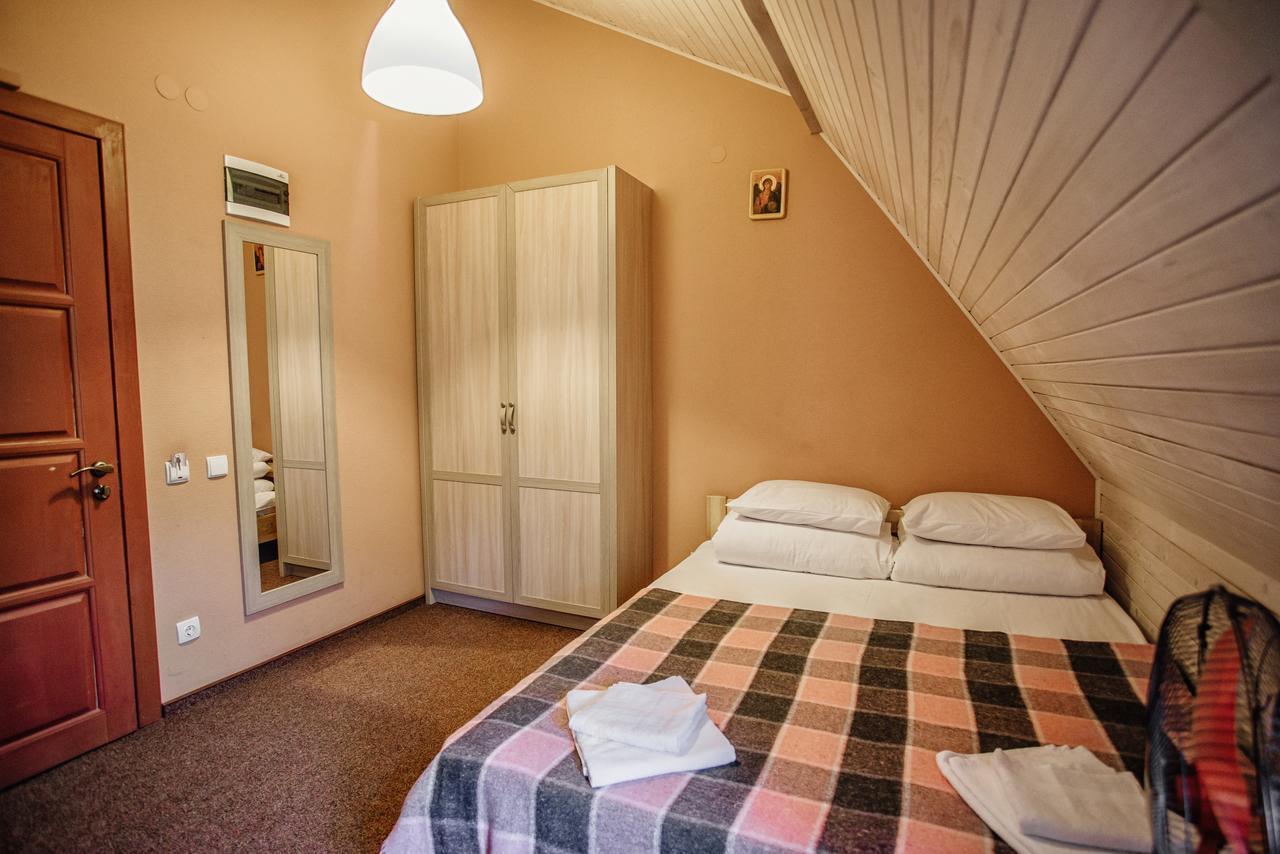 לבוב Guest House "Arkhistratyg" מראה חיצוני תמונה